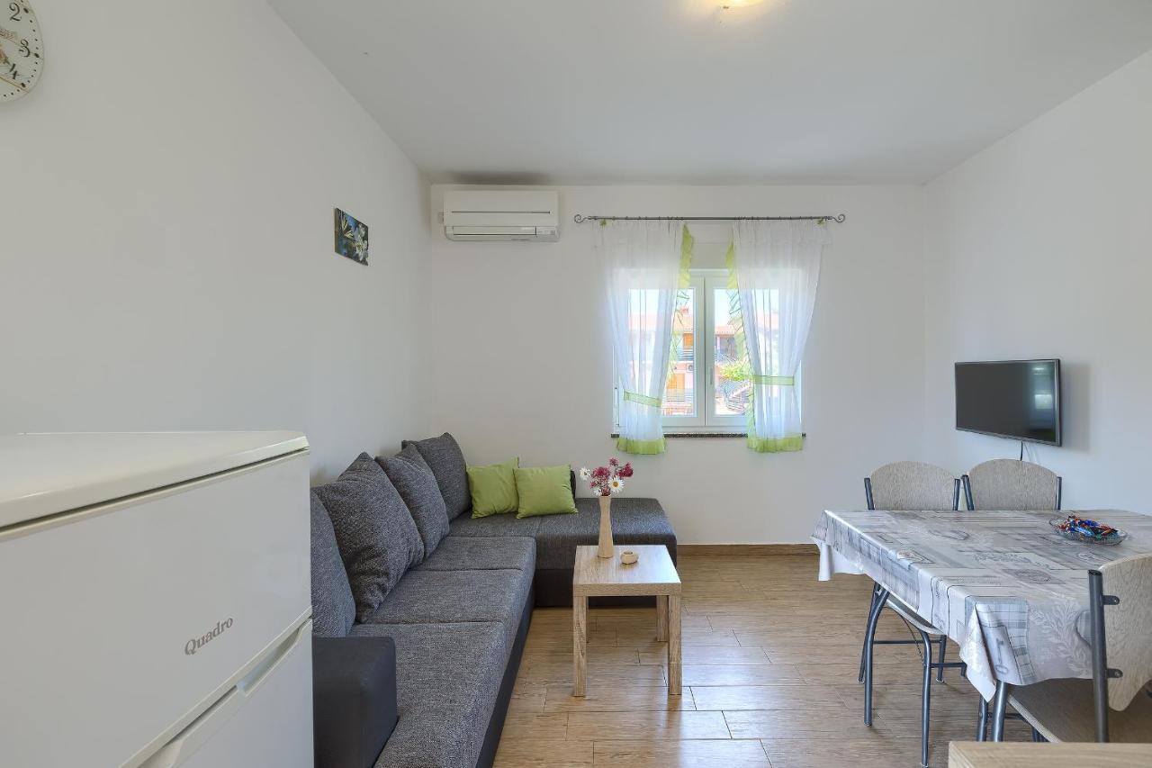 Apartman Mishel 2 Fažana Kültér fotó