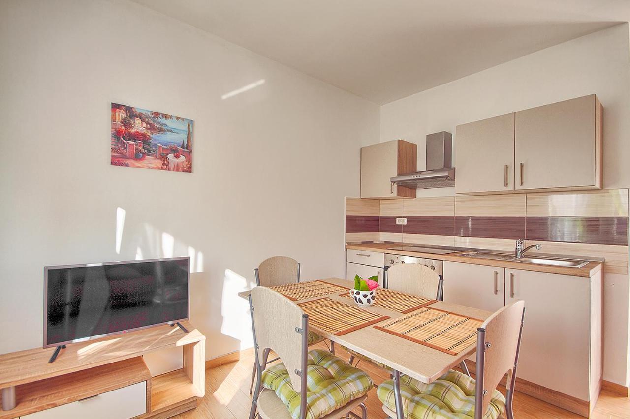 Apartman Mishel 2 Fažana Kültér fotó
